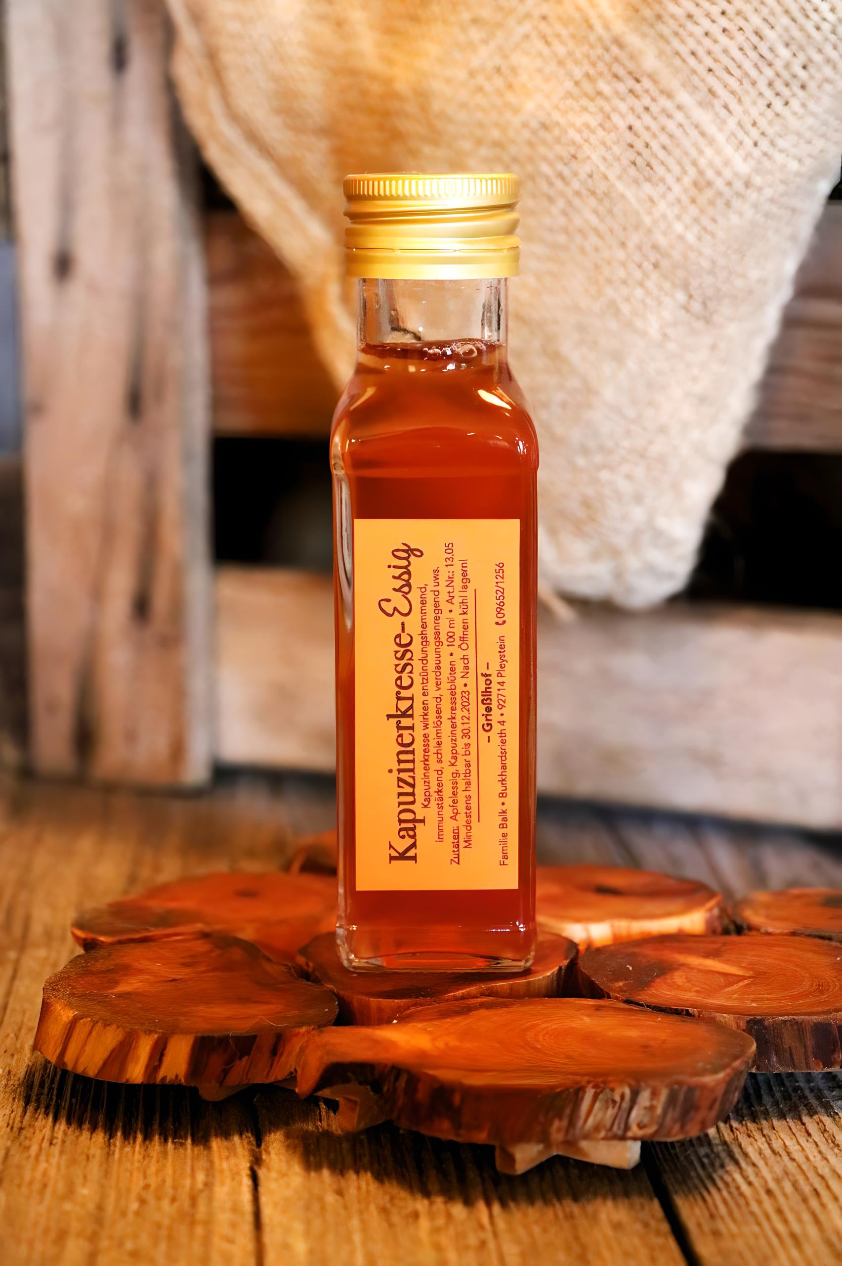 Kapuzinerkresse-Essig vom Grießlhof – handgemacht & naturbelassen